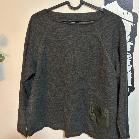 Dark Grey Sweatshirt - Picture 3 of 7